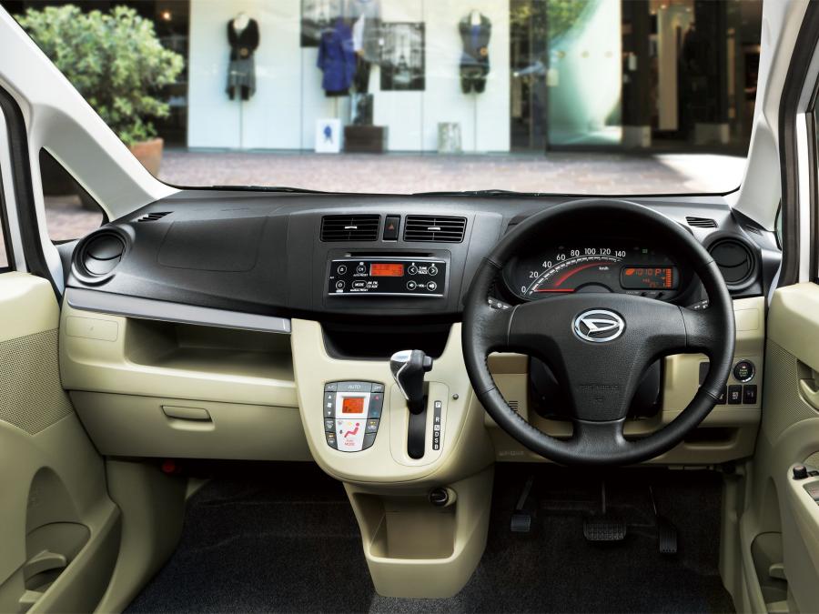  Daihatsu Move 2012 года  (фото 5 из 9)